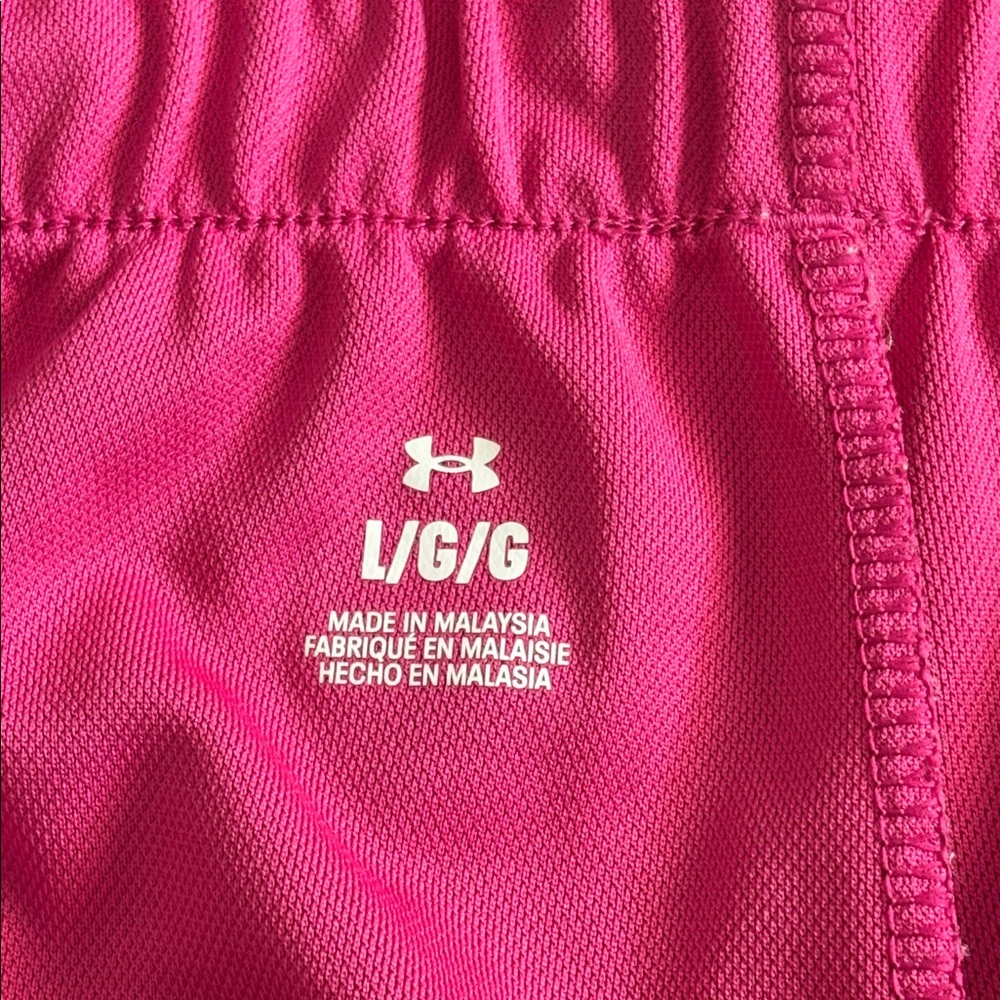 Under Armour - Picture 4 of 4